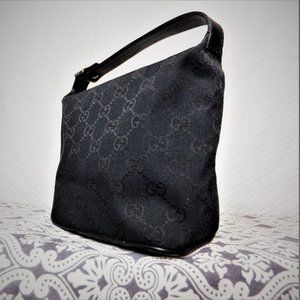 Gucci GG Pattern Black Pochette Shoulder Pouch